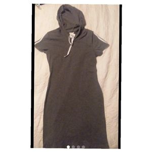 NWT Jrs Large Bozzolo Hooded Tshirt Dress